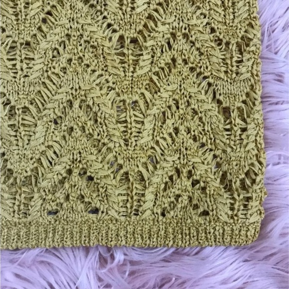NEW BCBGMAXAZRIA Crochet Golden Sweater Size Small - Picture 6 of 11